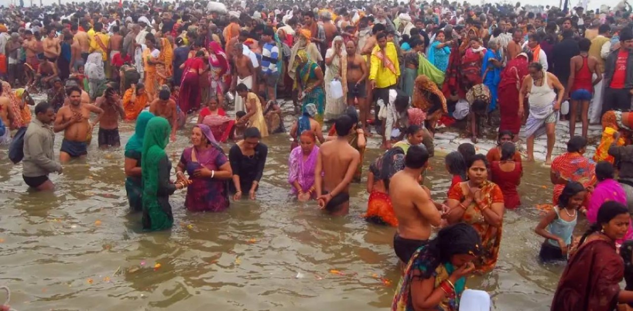 Үндістанда Кумбха Мела фестивалі басталды