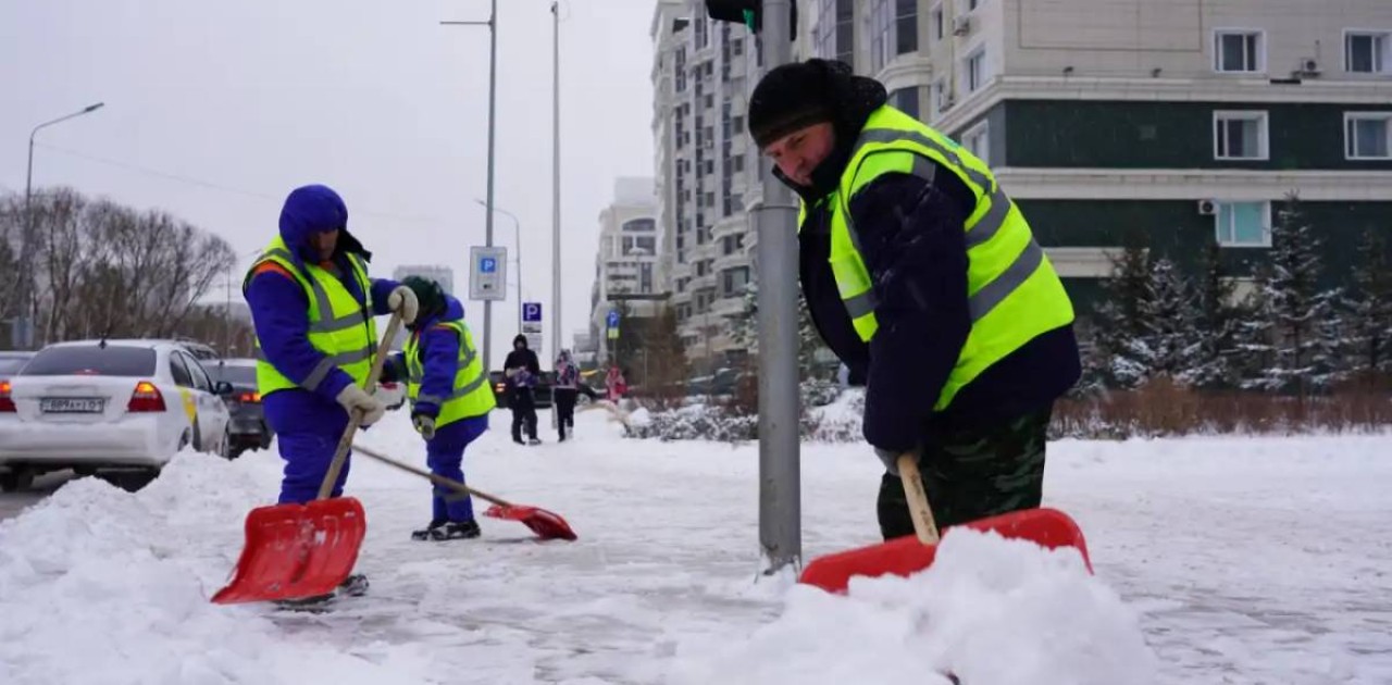 Елордада қар күреуге 2 600-ге жуық жұмысшы шықты