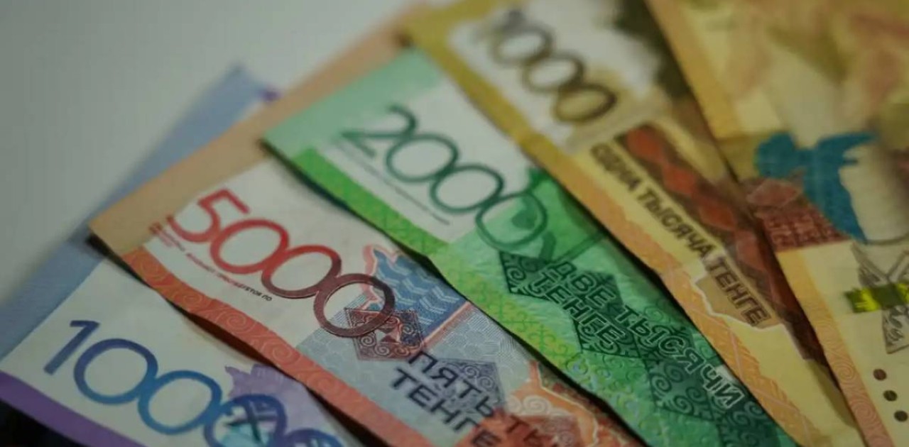 Семейде 28 жастағы келіншек 500 мың теңгесінен айырылды