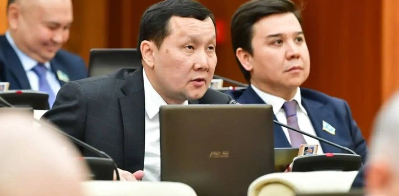 Мәжіліс депутаты қазақстандықтарды Тәуелсіздік күнімен құттықтады