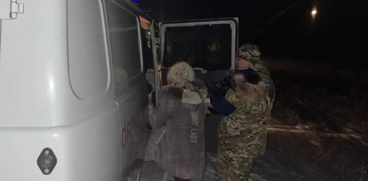 Жамбыл облысында жолда қалған автобустан 41 адам эвакуацияланды