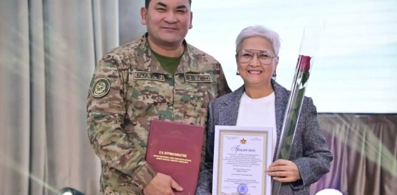 Ұлттық әскери-патриоттық орталықта үздік мамандар марапатталды