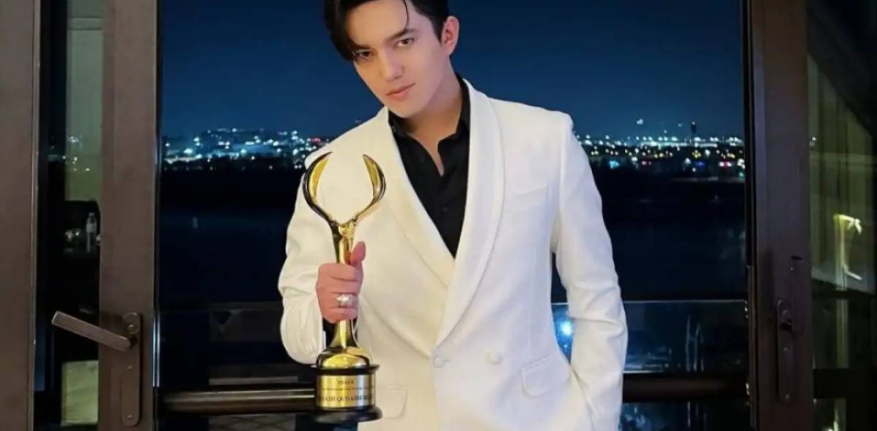 Димаш қазақтың бұлбұл әншісі Бибігүл Төлегеноваға тосынсый жасады