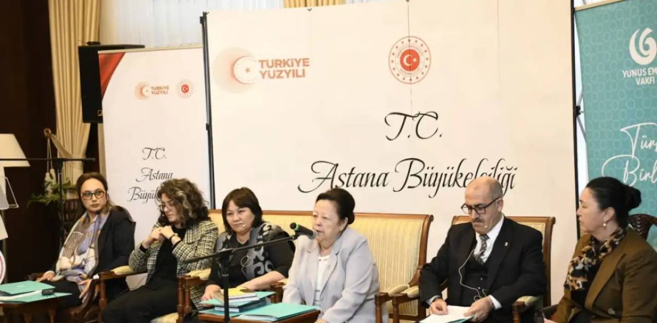 Астанада жазушы Шәрбану Бейсенованың түрік тіліне аударылған шығармалары таныстырылды