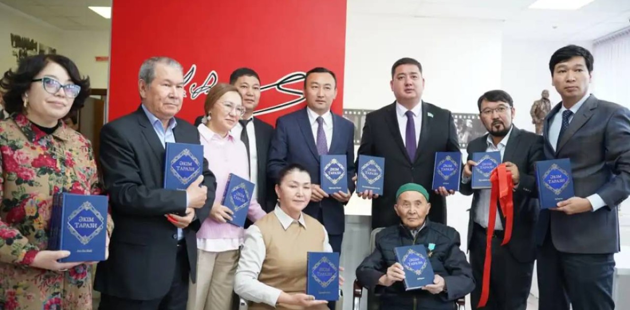 Ұлттық кітапханада Әкім Тарази атындағы арнайы зал ашылды