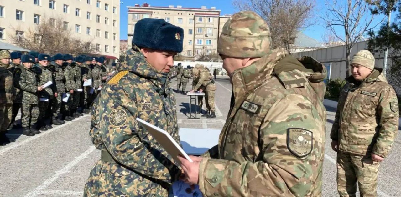 Запасқа шығарылған ұландықтарға құрмет көрсетілді