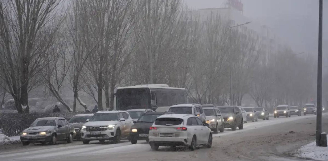 Елордада қала маңына қатынайтын автобустар уақытша тоқтады