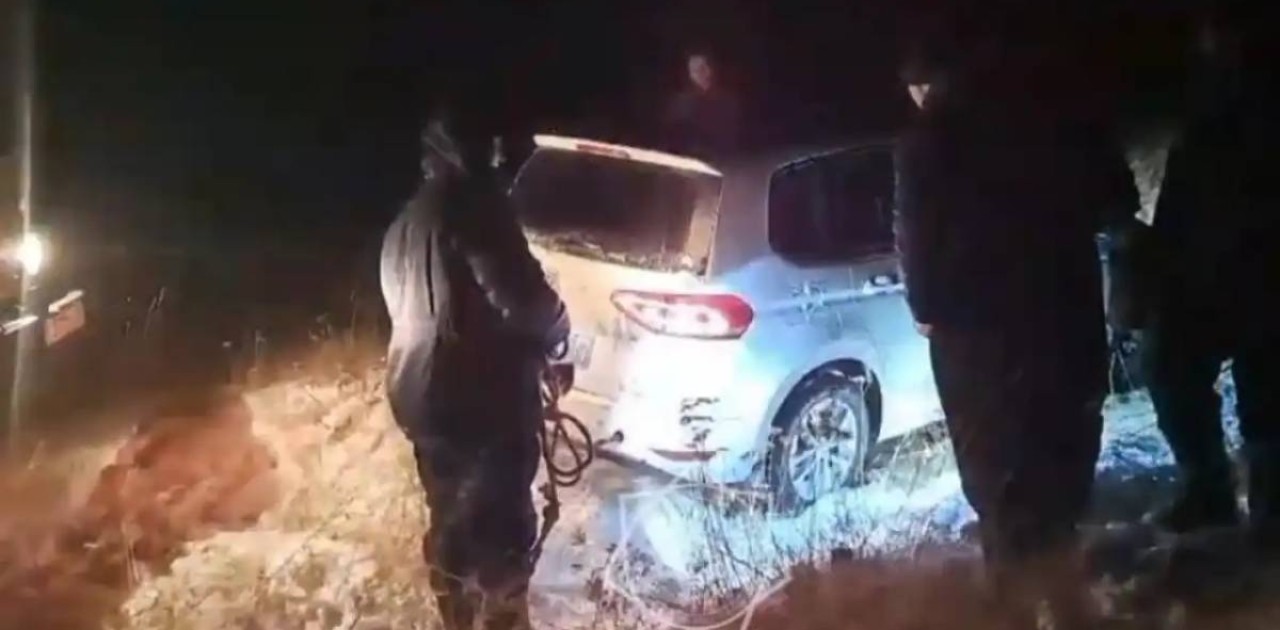 Қарағанды облысында қар құрсауында қалған Қытай азаматтары құтқарылды