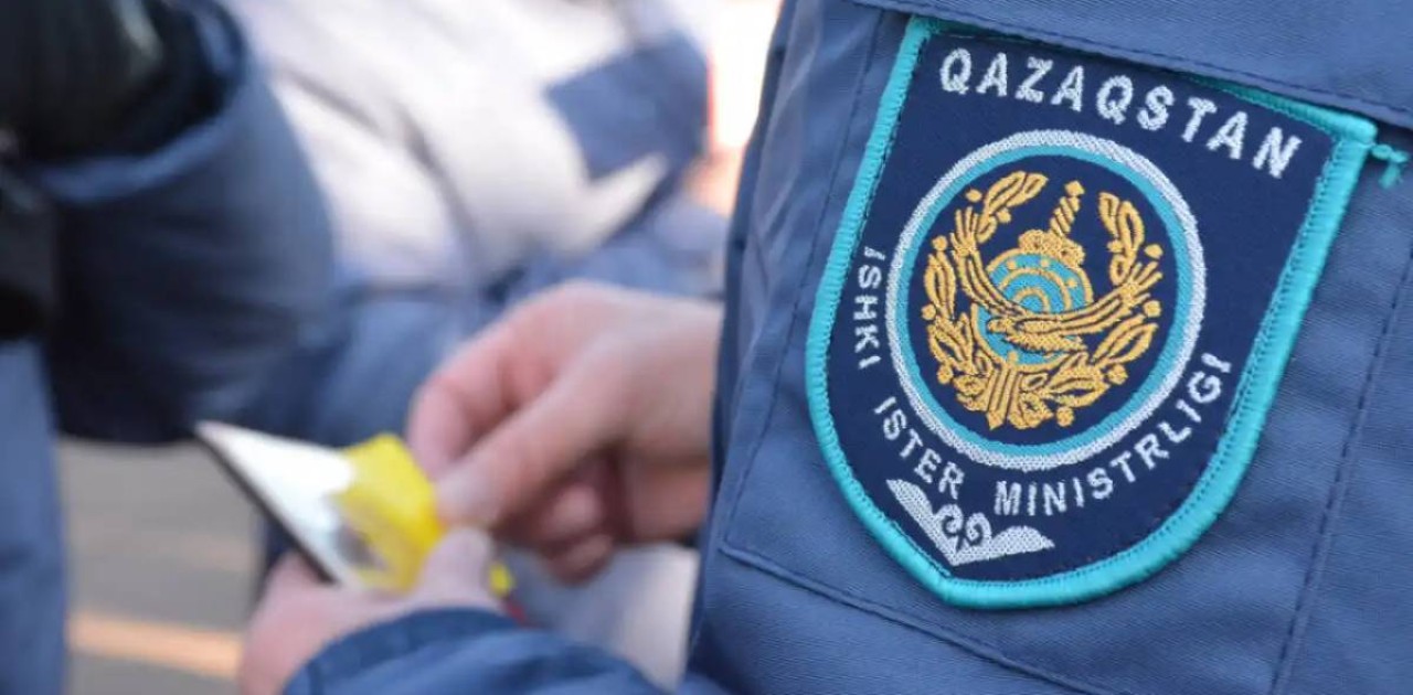 Полицейлер қысқы киім үлгісіне ауысты