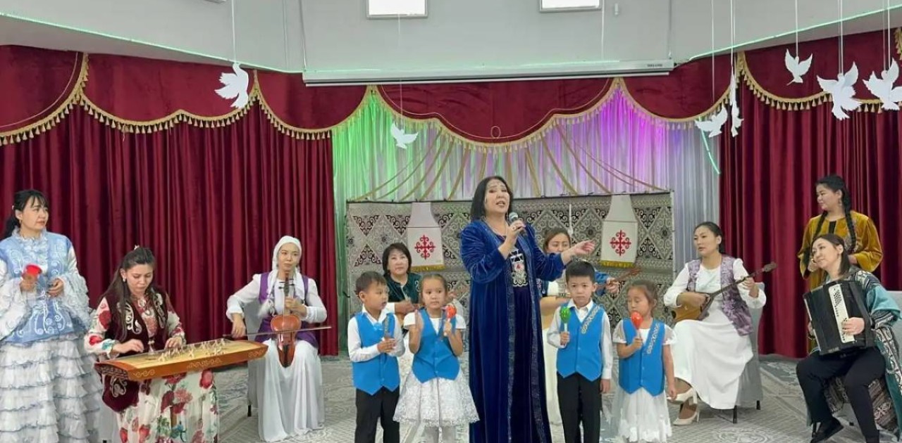 Балабақшада «Мәңгілік жаса, қыран елім, Қазақстаным!» атты ертеңгілік өтті