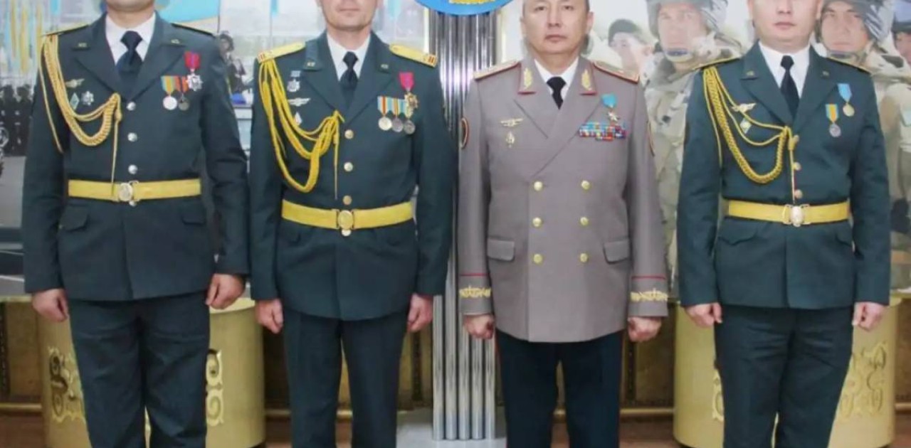 Ұлттық мереке қарсаңында 200-ден астам ұландық марапатқа ие болды