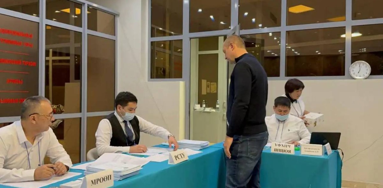 Референдум-2024: Астанада сайлау учаскелері жұмысын бастады