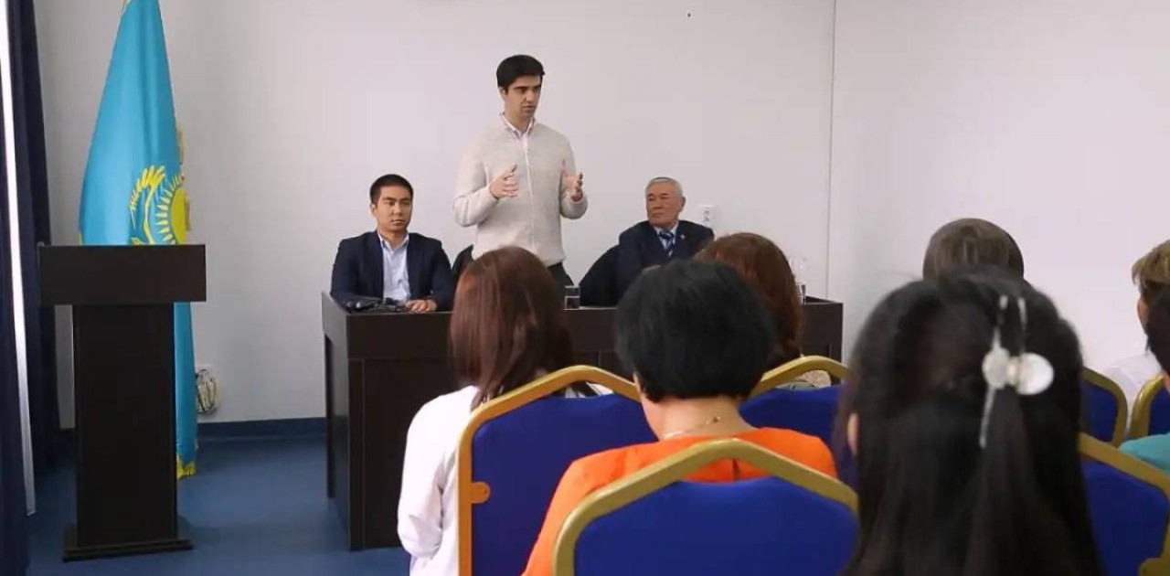 Халықтық штаб өкілдері медицина мамандарымен  АЭС салу бойынша пікір алмасты