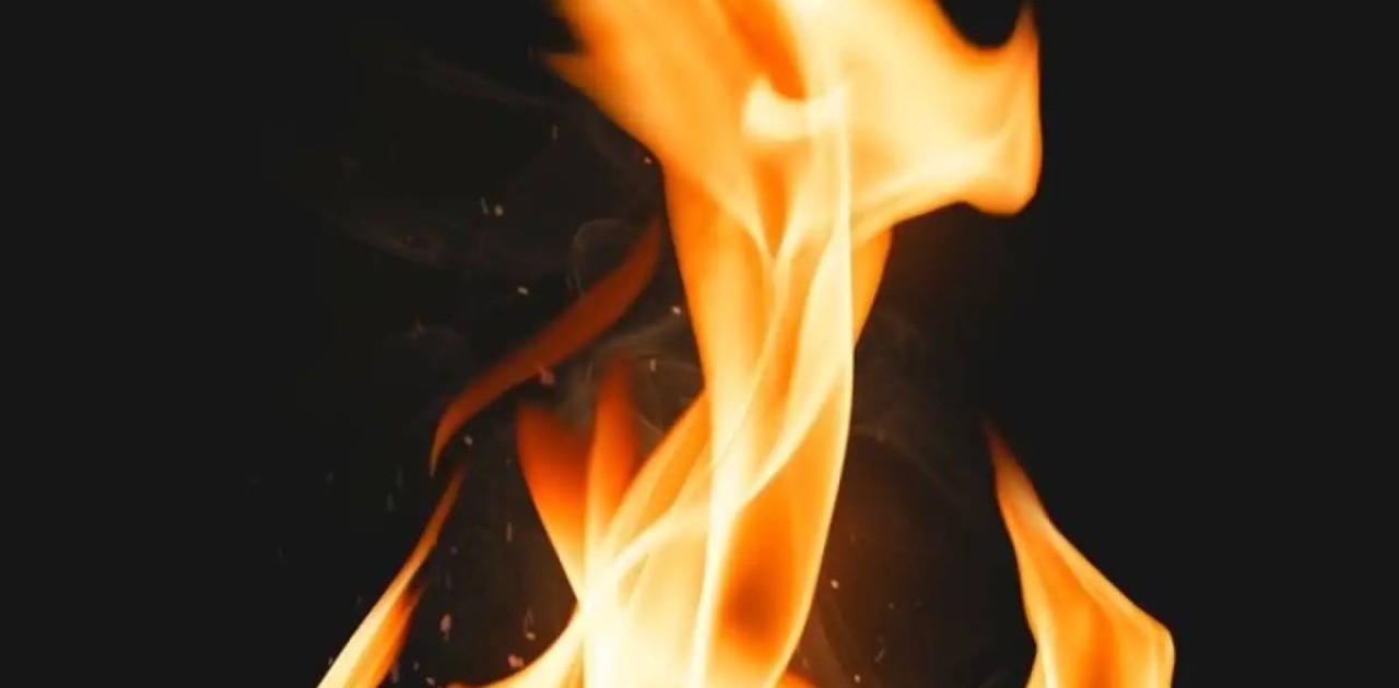 Астанада сауда үйінің жертөлесі өртенді