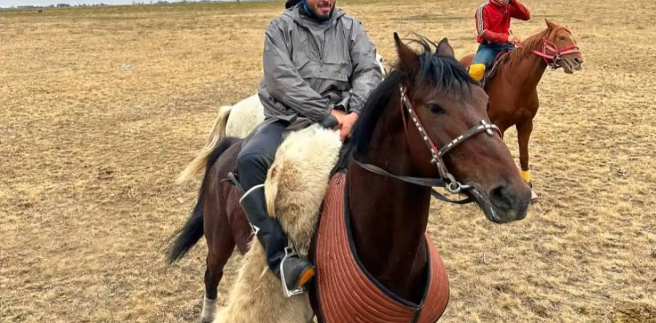 Айдарбек Қожаназаров: Қырғыздар ойын алаңында 10 салым саламыз десе, біреу кедергі жасады ма?