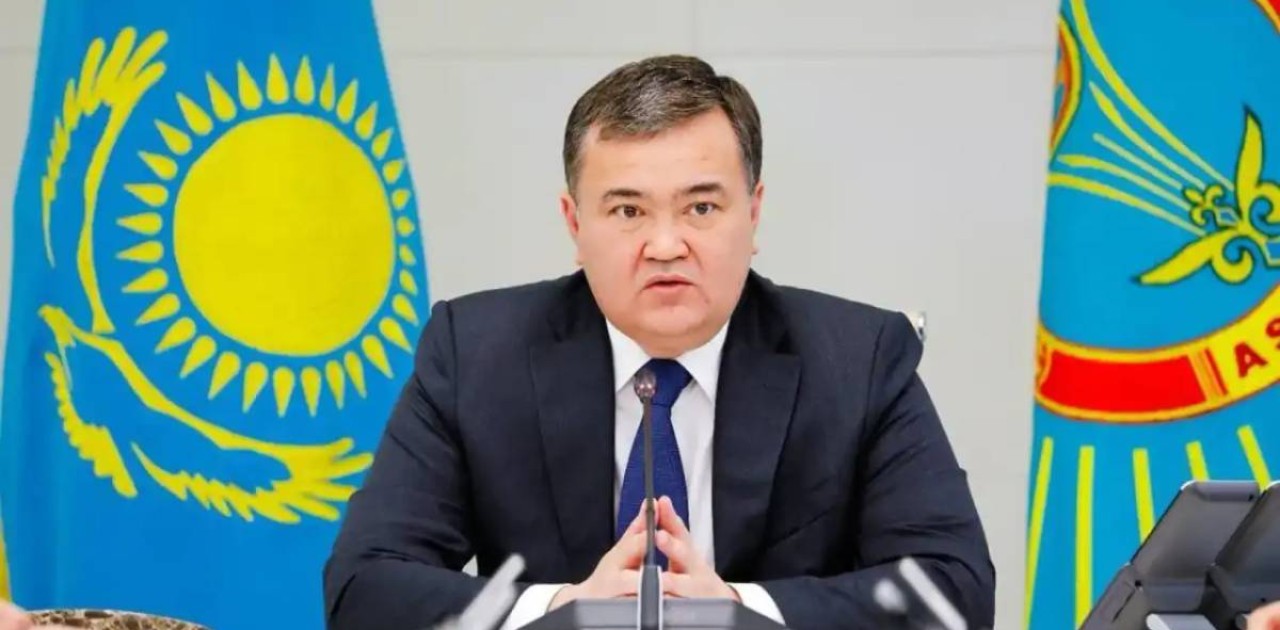 Жеңіс Қасымбек елордалықтарды Конституция күнімен құттықтады