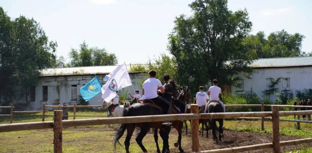 Астанада «Ақтаңгер» спорттық ат клубы ашылды