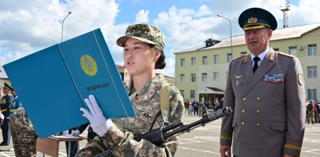 Астанада әскери кафедра түлектері ант берді