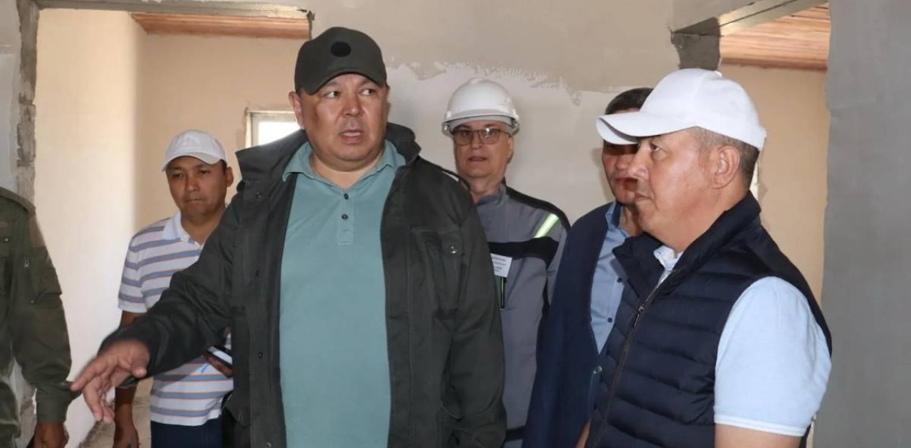 Су тасқыны: Қанат Бозымбаев тұрғын үйлер құрылысының қарқынын жеделдетуді тапсырды