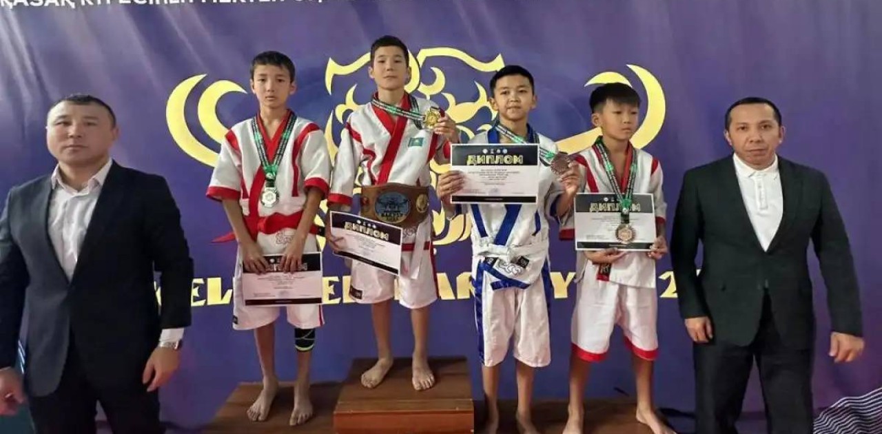 Астанада қазақ күресінен KELESHEK BARYSY-2025 турнирі өтті