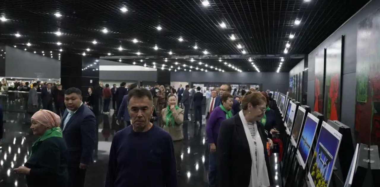 «Объективте – Астана айшықтары»: Бейбітшілік және келісім сарайында фотокөрме өтті