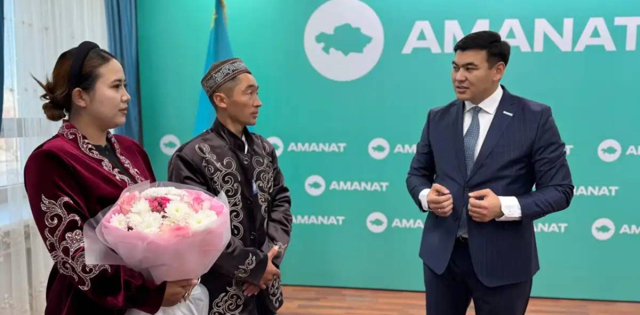 Қытайдан атпен шыққан ерлі-зайыптылар Астанаға жетті