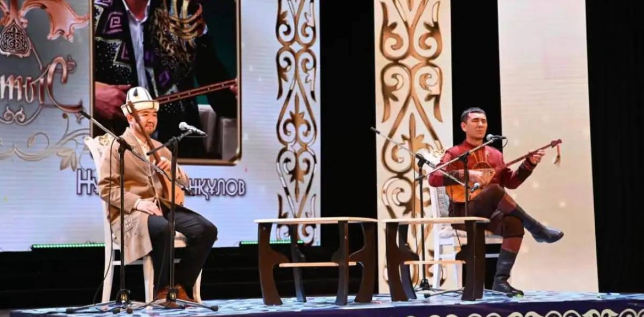 Бас жүлде – пәтер: Астанада «Алтын домбыра» айтысы өтеді