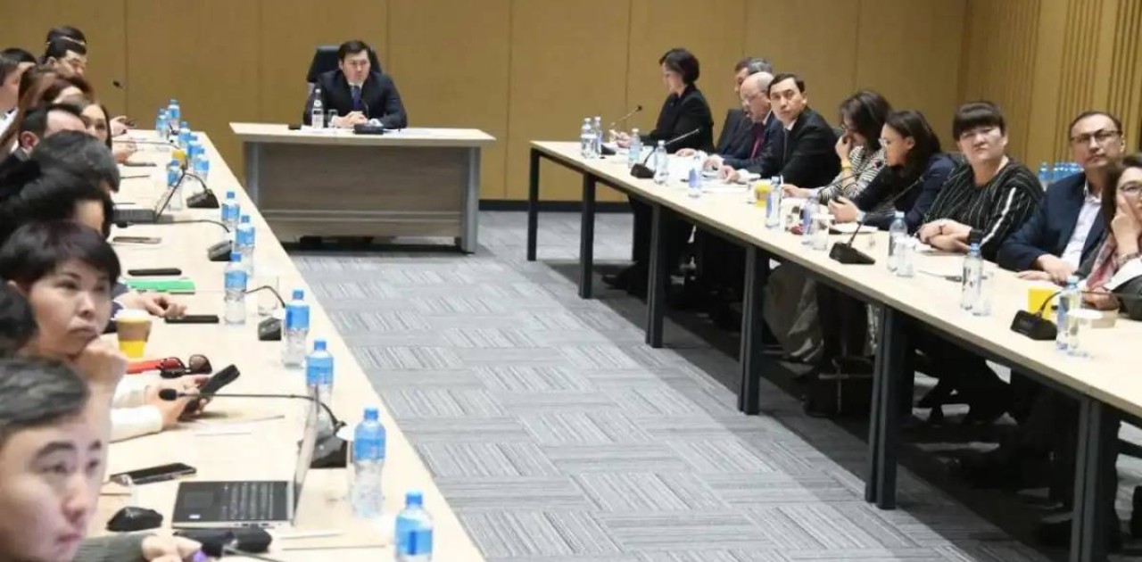 Астанада медицина саласын цифрландыру мәселесі талқыланды