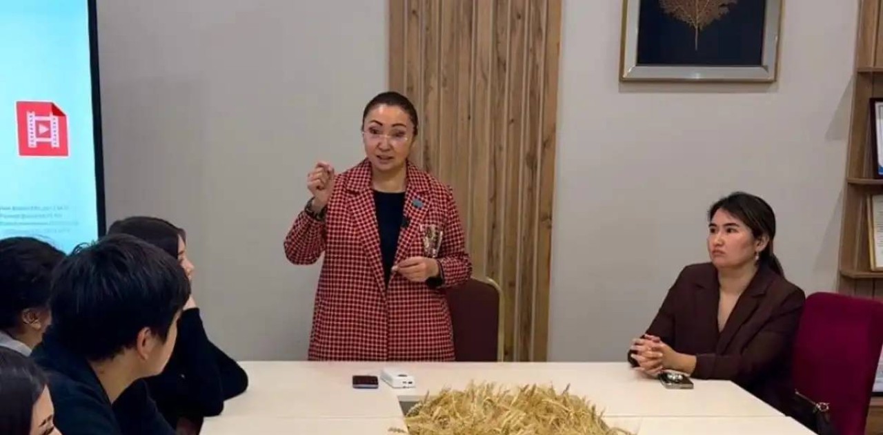 Елордадағы оқу орнында «Жұмысшы мамандықтары жылы» аясында шығармашылық байқау өтті