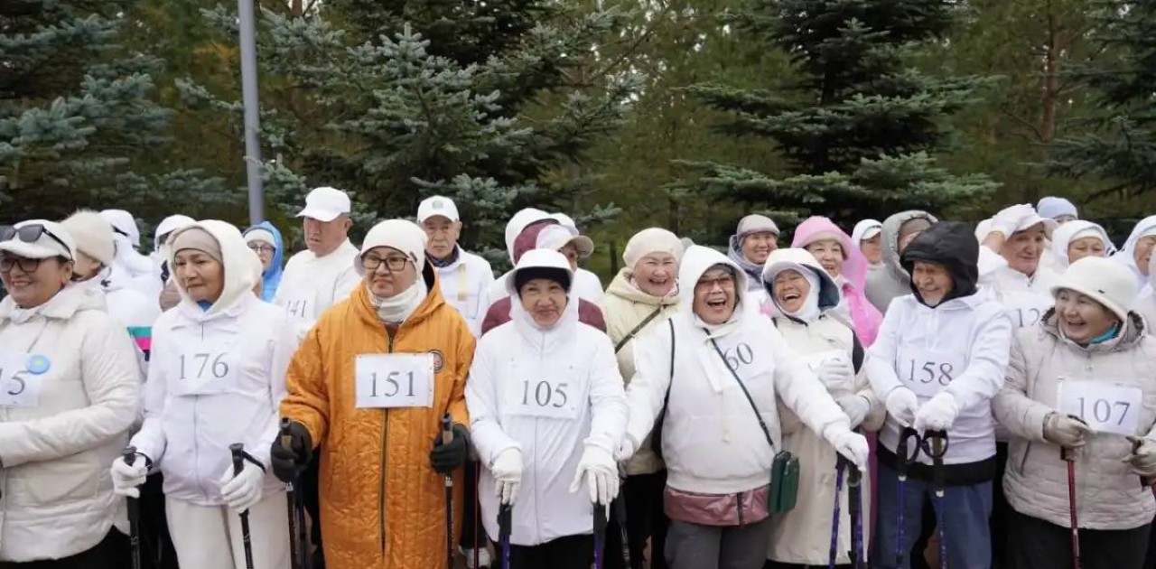 Астанада 200-ге жуық зейнеткер ерекше марафонға қатысты