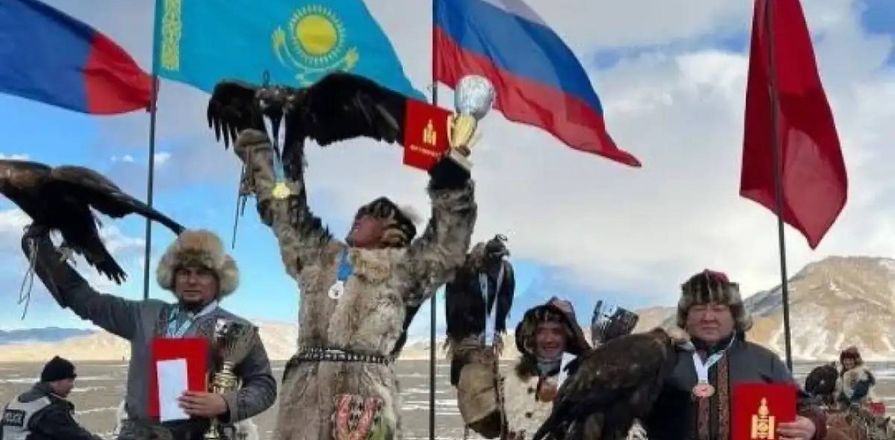 Қазақстандық бүркітшілер Моңғолияда жүлде алды