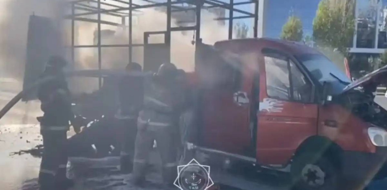 Астанада жүк көлігі жанып кетті (ВИДЕО)