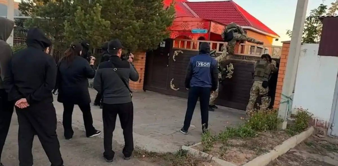 Астанада заңсыз көші-қон ұйымдастырған қылмыстық топ ұсталды (ВИДЕО)