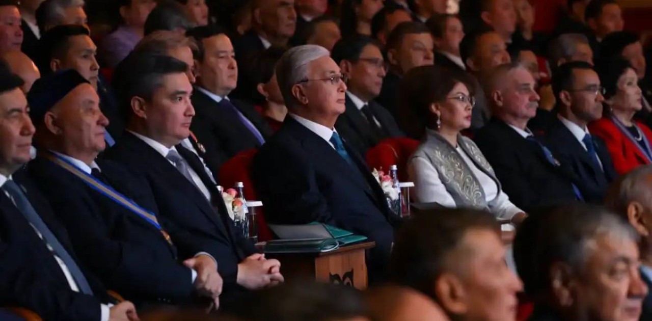 Мемлекет басшысы Республика күніне арналған салтанатты кешті тамашалады