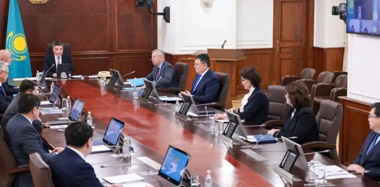 2026 жылы тұрмысы төмен азаматтар МӘМС-пен қамтылады – Бектенов