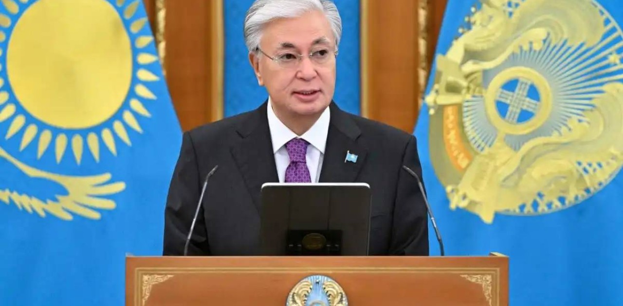 Президент алдағы Ұстаздар күнімен құттықтады