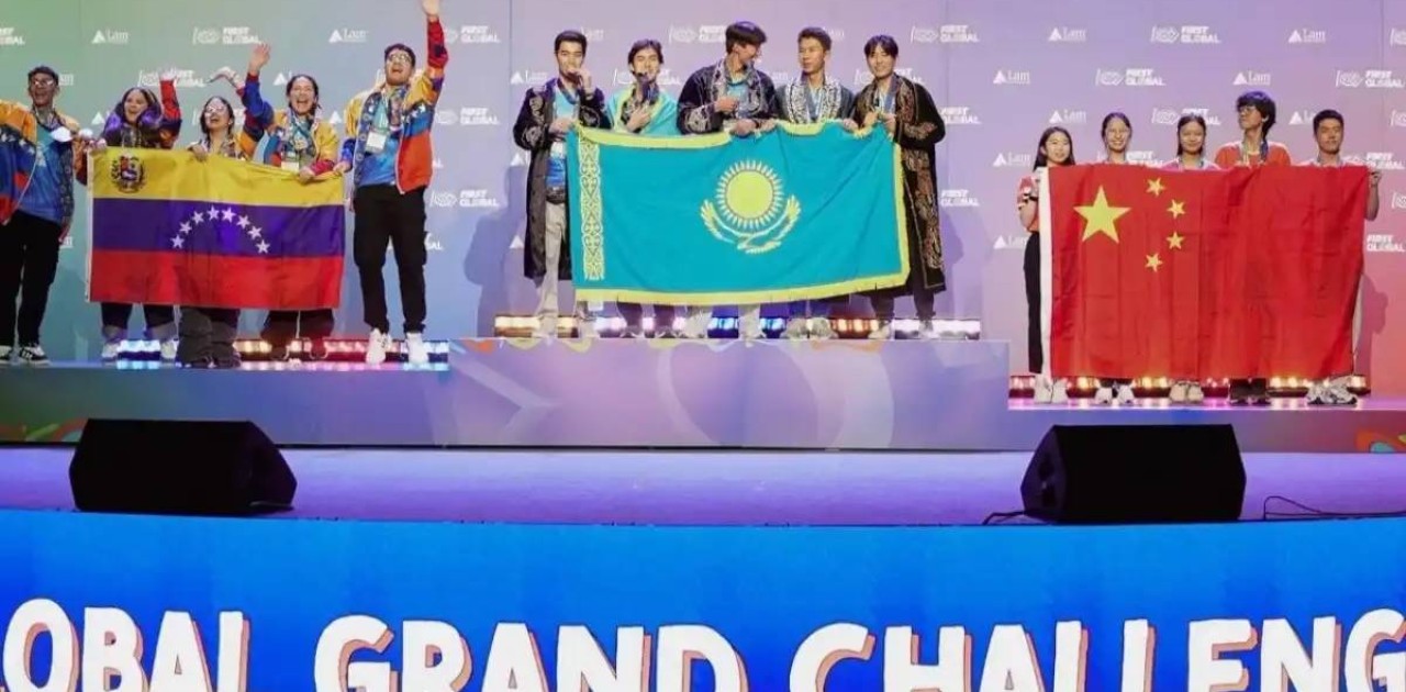 Қазақстандық оқушылар Панамада робототехника олимпиадасында әлем чемпионы атанды