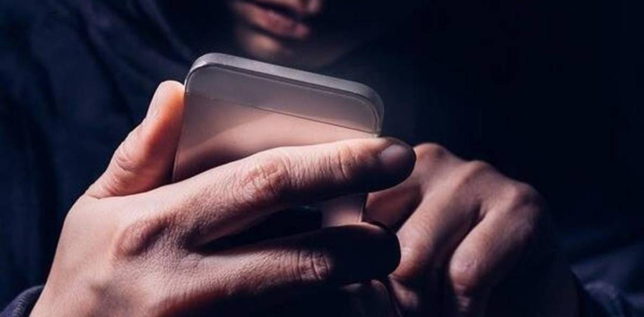 Киберполицейлер астаналық 87 жастағы қарияға ұрланған 39 млн теңгесін қайтарып берді