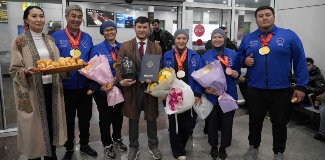 Астанада садақ атудан әлем кубогының жеңімпаздарын қарсы алды