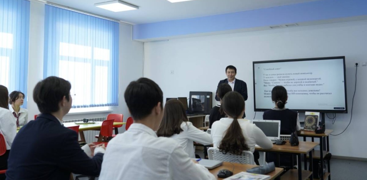 40 балалар омбудсмені оқушылардың мүддесін республикалық деңгейде қорғайды