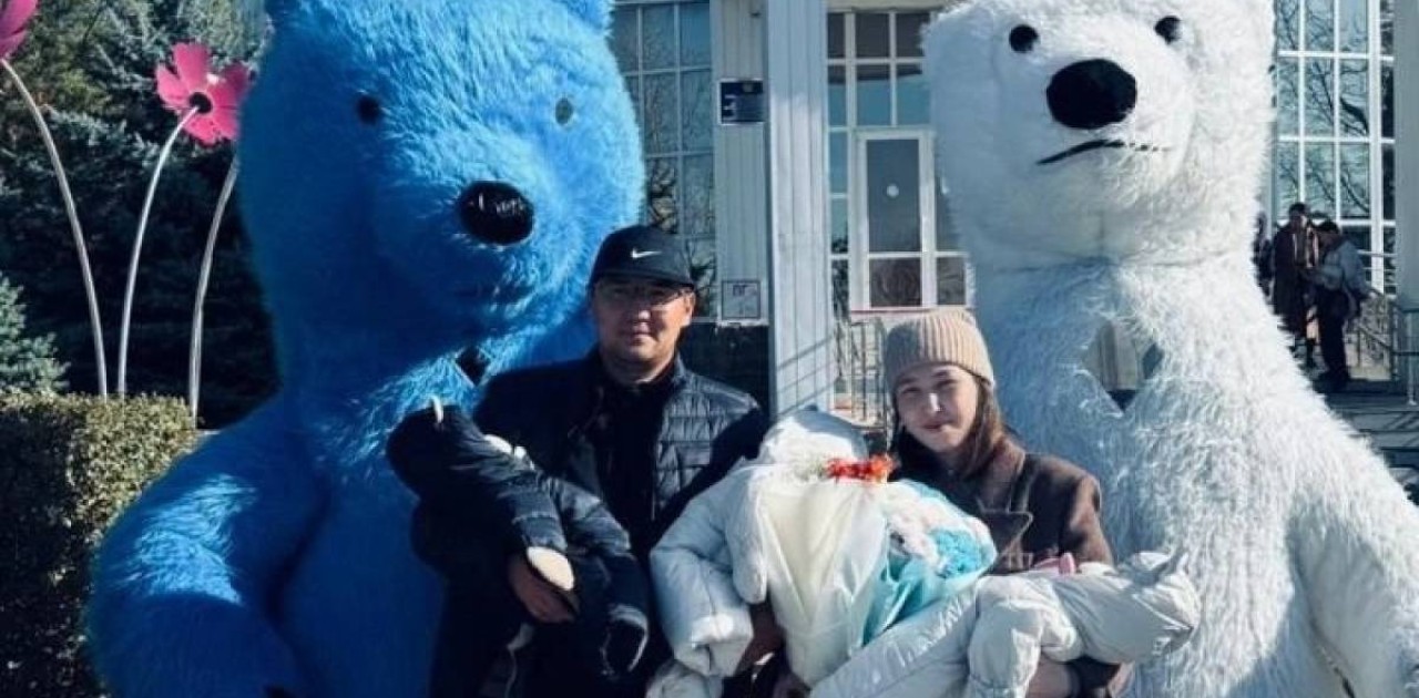Әдемі, Сұлу, Әміре: Ақтөбеде үшем дүниеге келді
