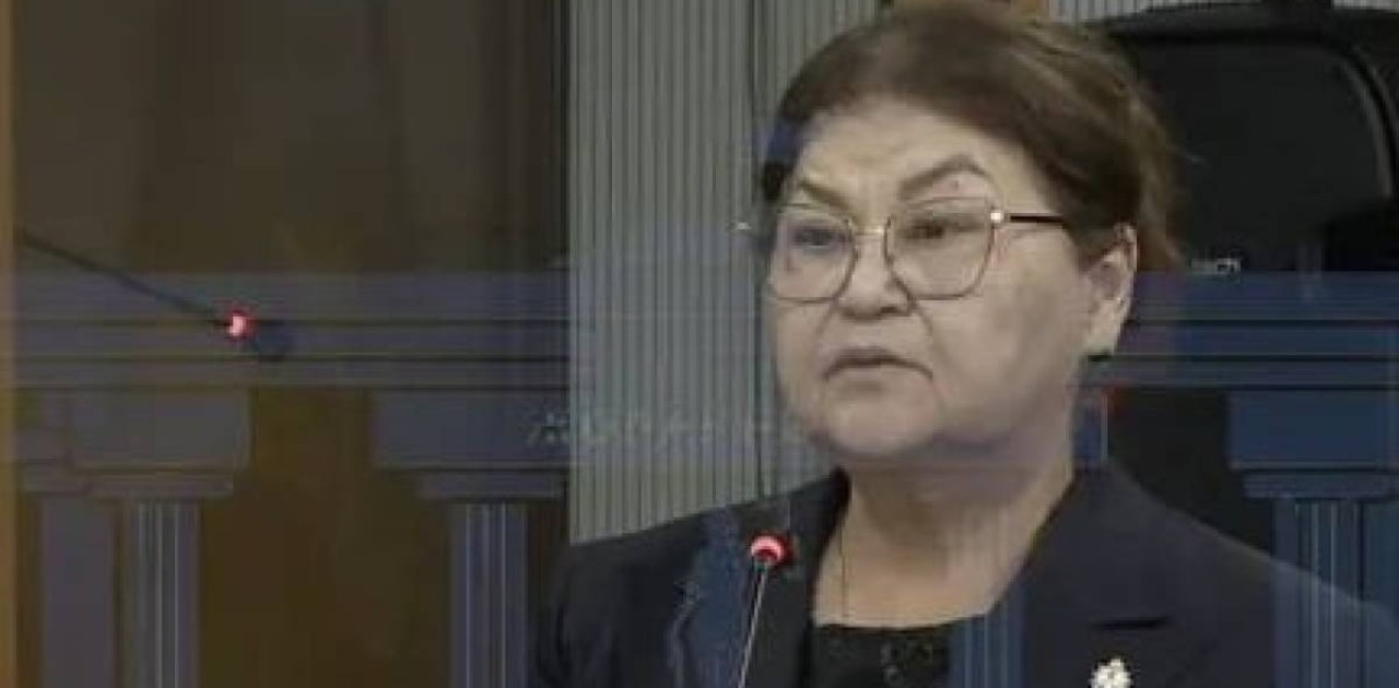 453 миллион теңге: Қуандық Бишімбаевтың анасы туысымен соттасып жатыр