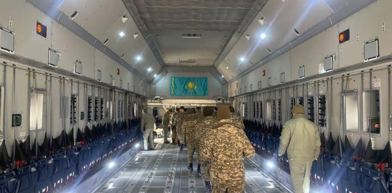 Қазақстан Ауғанстанға гуманитарлық жүк жіберді
