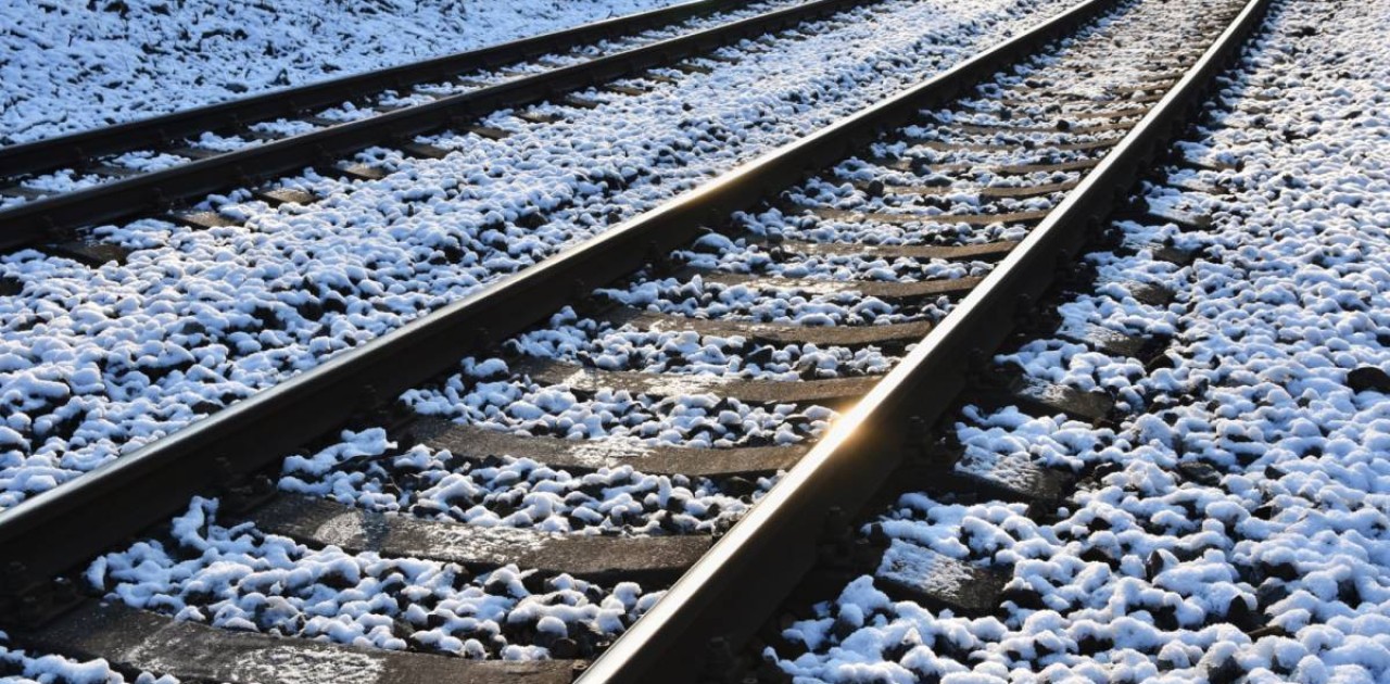 Көлік полицейлері теміржолдағы бақылауды күшейтті