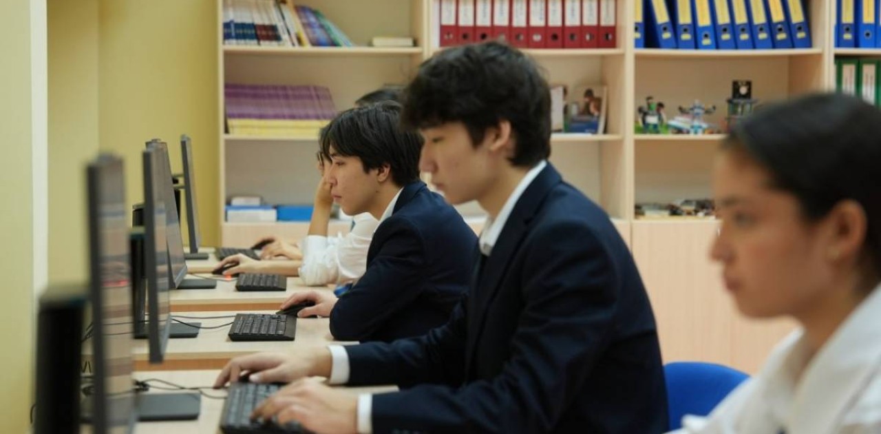 «Qarzhy Saqshysy»: жасөспірімдер арасында республикалық компьютерлік ойын өтіп жатыр