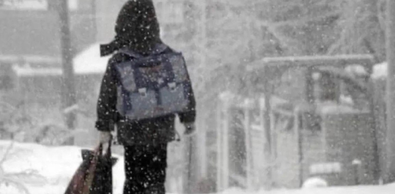 Астанада ертең бірінші ауысымның 0-9 сынып оқушылары қашықтан оқиды