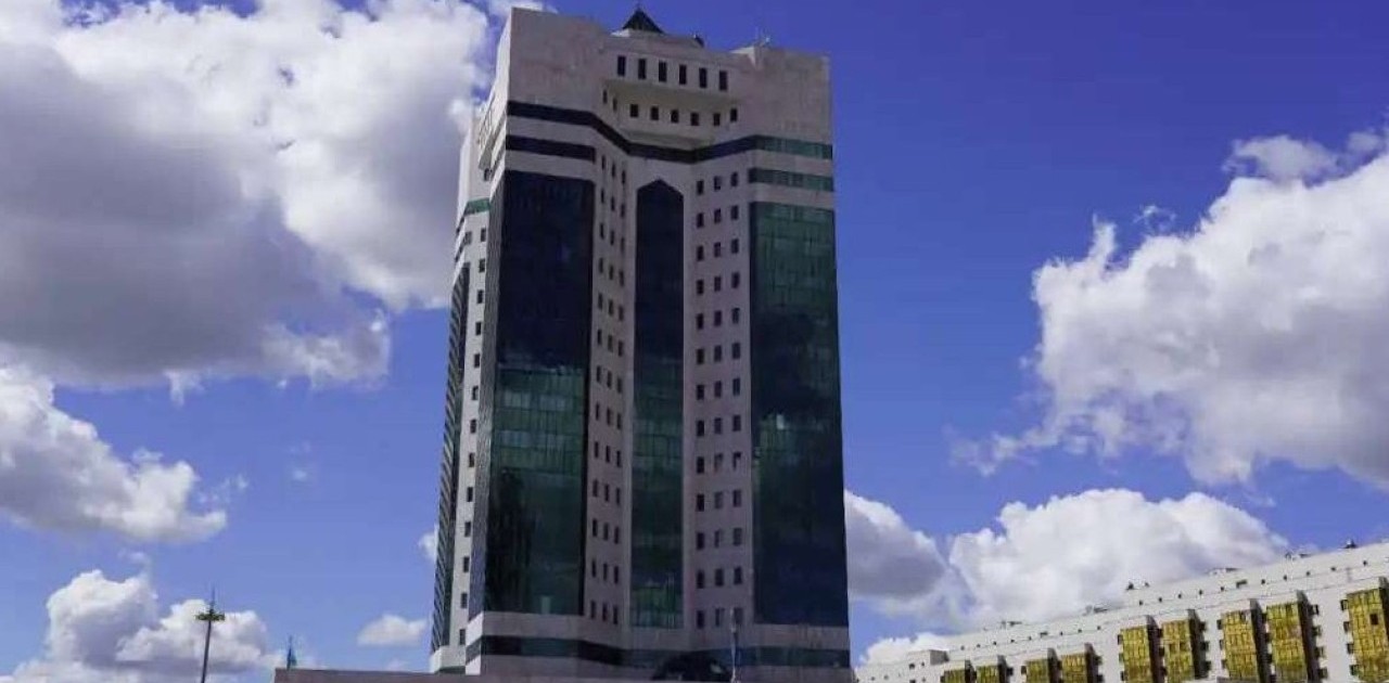 Отандық кәсіпорындардан 2,3 трлн теңгеге өнім сатып алуға кепілдік беретін офтейк-келісімшарттар жасалды