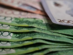 «Нәтиже жоқ»: косметологиялық көмекке көңілі толмаған әйел салоннан 1,2 млн теңгесін қайтарып алды