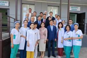 «Заңмен шектеу қою керек»: Аймағамбетов дәрігерлердің қауіпсіздігіне қатысты мәлімдеме жасады