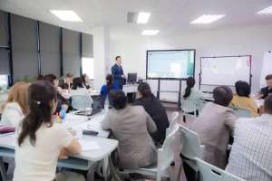 Педагогтердің қаржылық сауаттылығын арттыруға арналған курс басталды